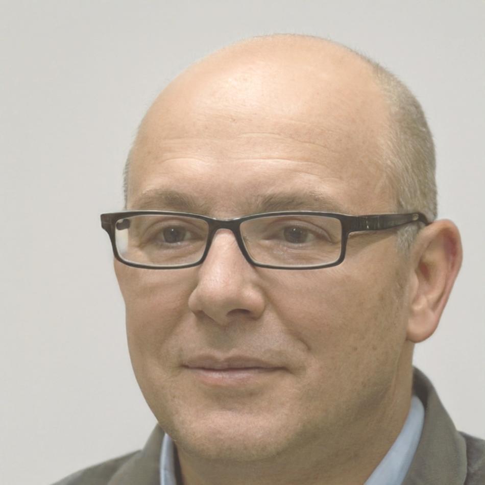 Portrait de Maxence Dubourg, Responsable Développement des Talents chez direnorivo